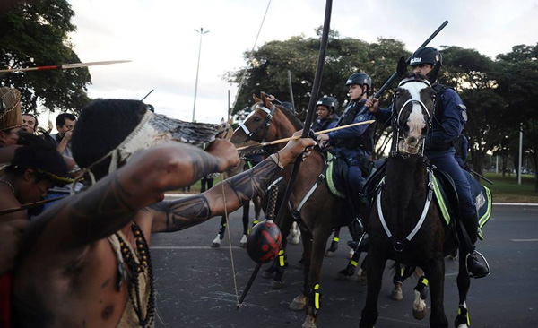Protesto Indígena em Brasília. Foto:  Mídia Ninja